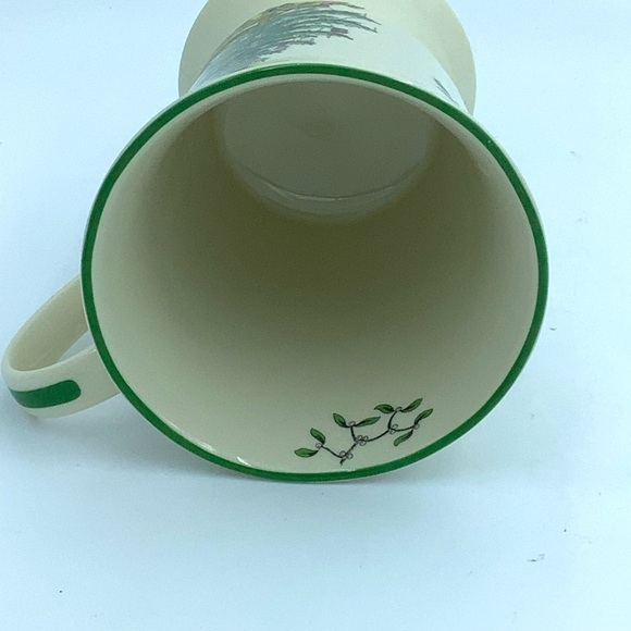 Spode Christmas Tree Footed Mug - Picture 5 of 6